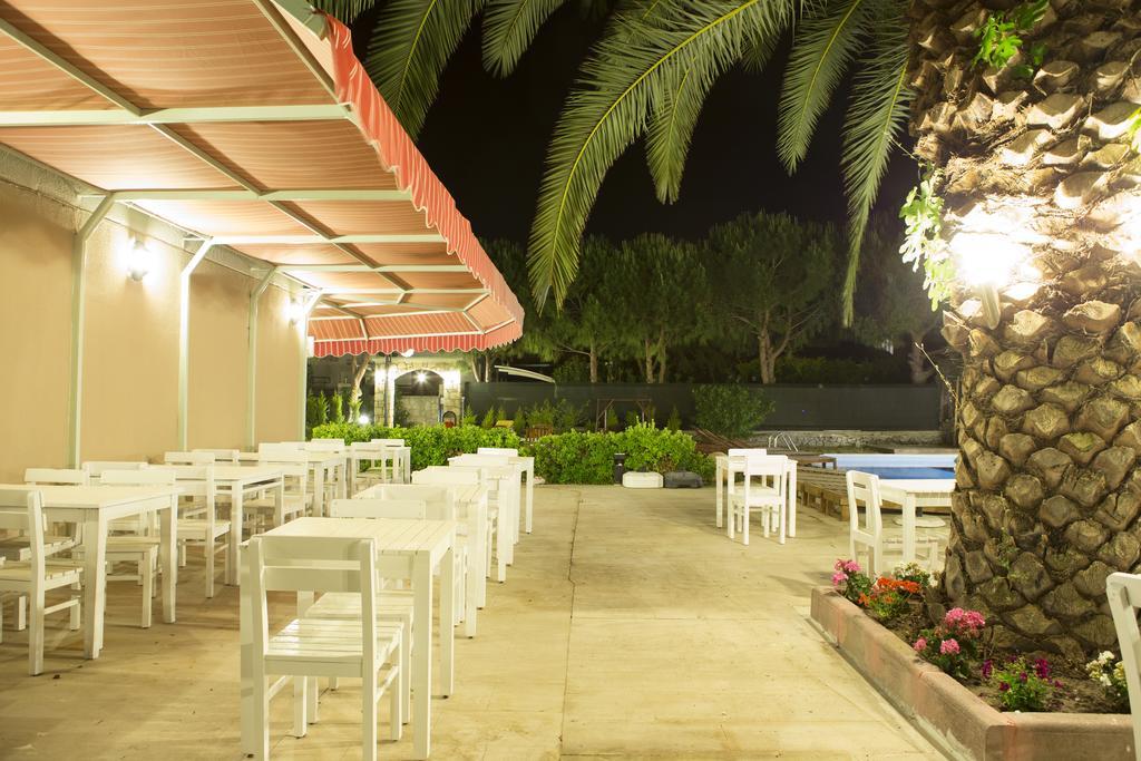 R+ Hotel By Rooms Çeşme Luaran gambar