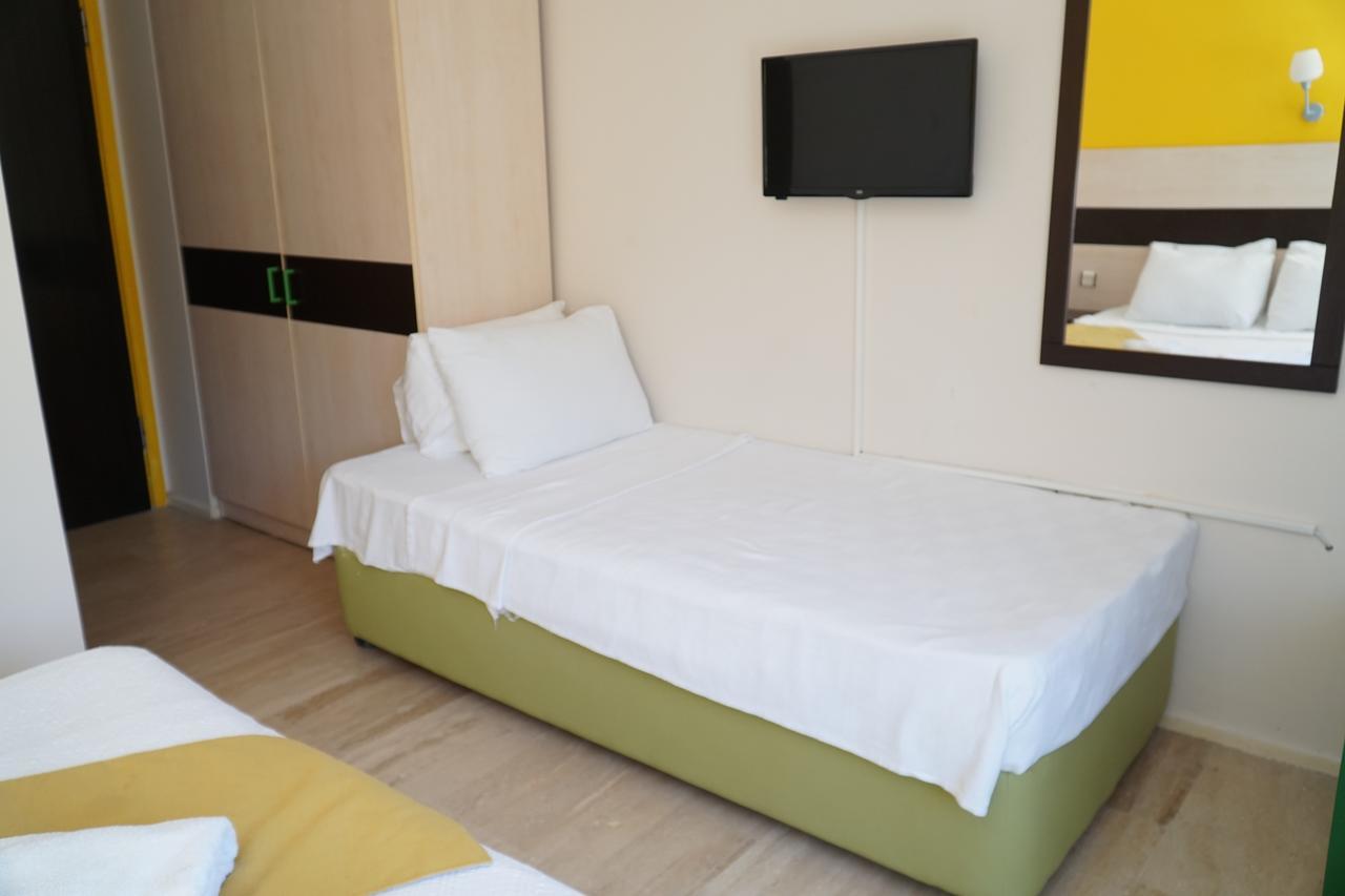 R+ Hotel By Rooms Çeşme Luaran gambar